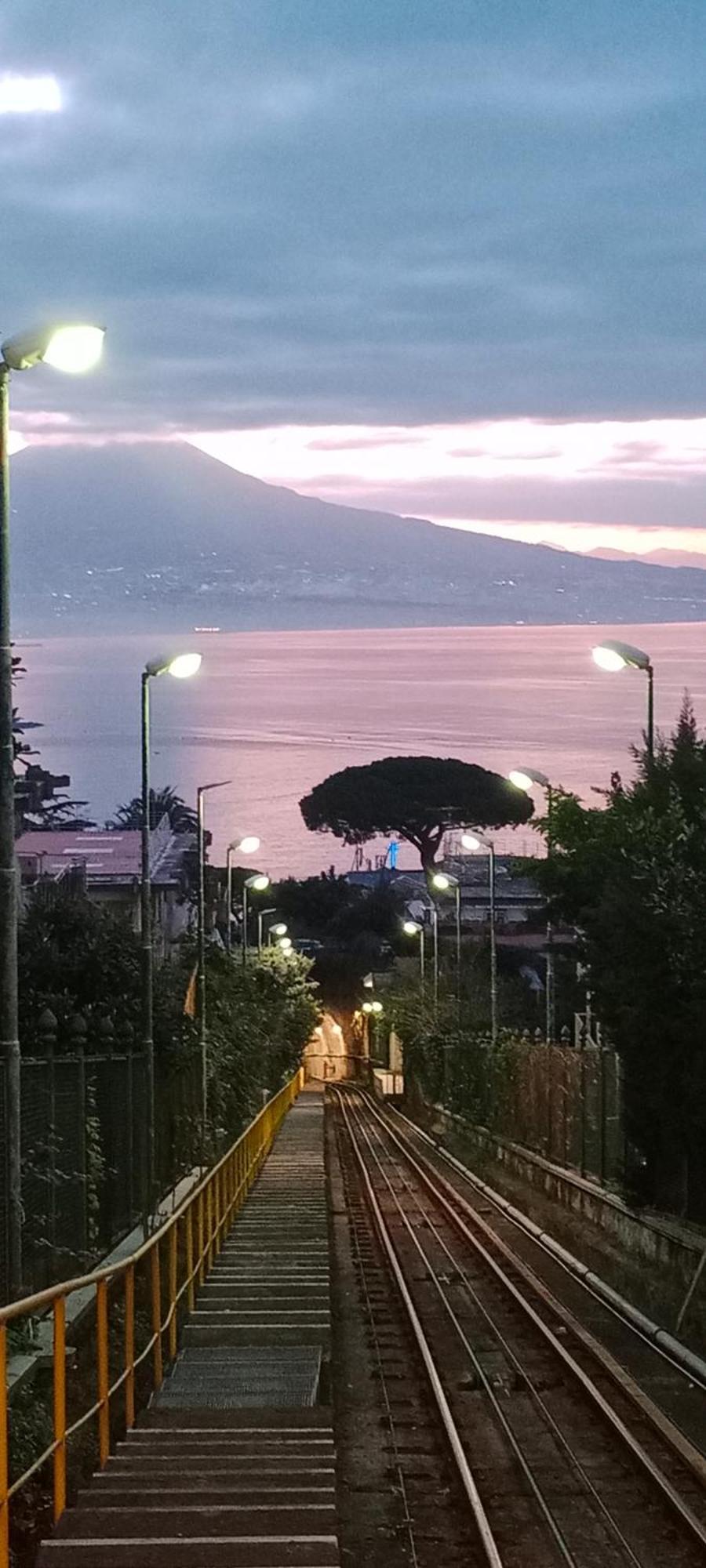 La Dimora Di Toto Hotell Neapel Exteriör bild