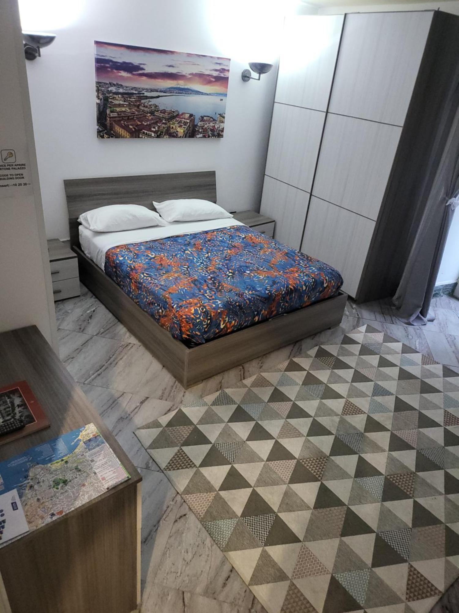La Dimora Di Toto Hotell Neapel Exteriör bild